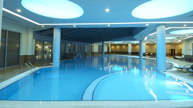 Piscina al coperto
