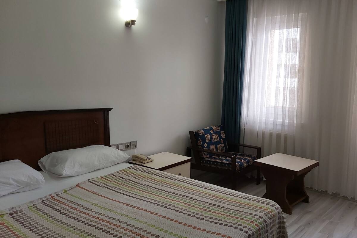 Standard-Doppelzimmer | Wohnzimmer | LCD-Fernseher