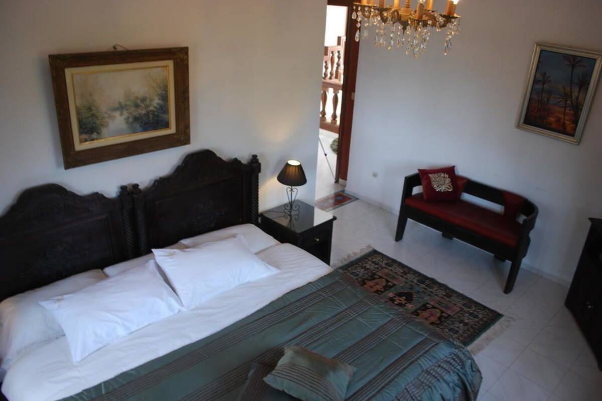 Habitación estándar doble | Tabla de planchar con plancha, wifi gratis, ropa de cama
