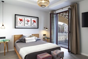 Exclusive Penthouse, Terrace, Tower | In-room safe, desk, blackout curtains, soundproofing - Welldone Metropol (Seville)