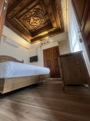 Hypo-allergenic bedding, memory-foam beds, minibar, desk - Ziyagil Konağı (Amasya)