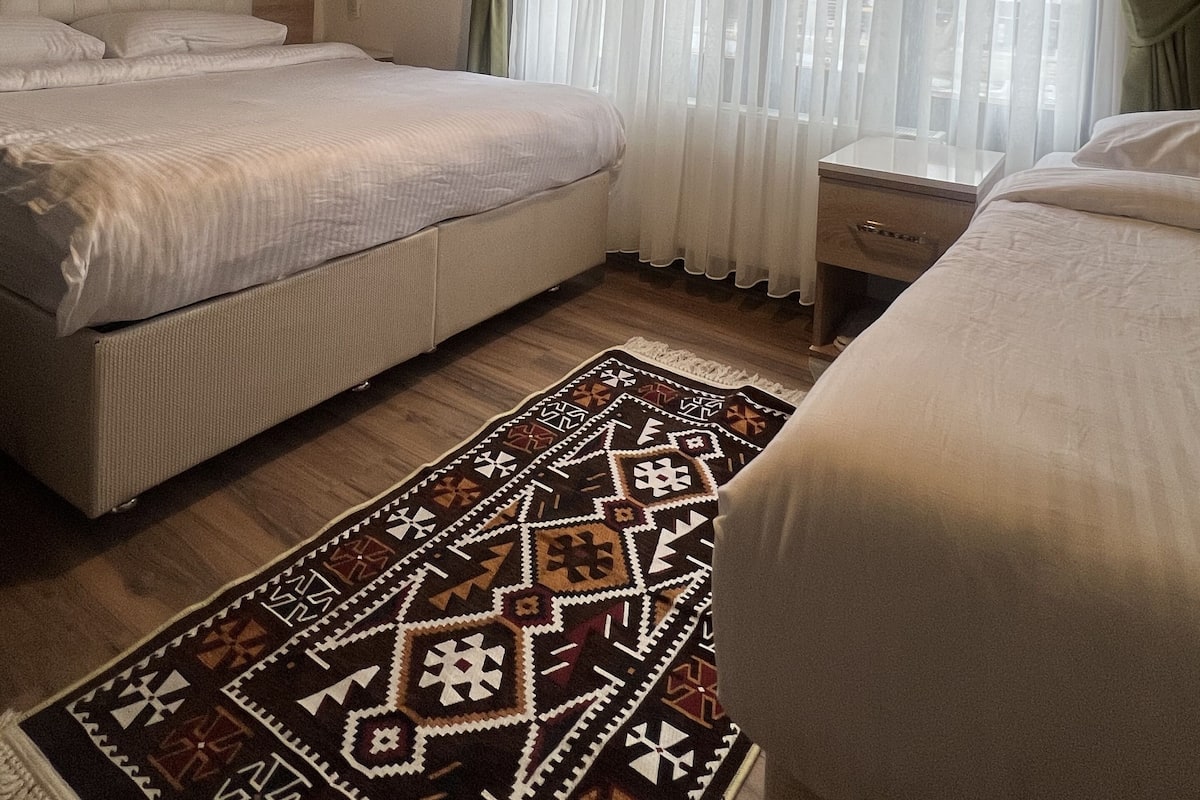 Panoramic Triple Room | Hypo-allergenic bedding, memory foam beds, minibar, desk