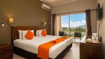 Standard Double Room | Minibar, in-room safe, desk, free WiFi