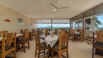 Breakfast, lunch, dinner served; local and international cuisine
