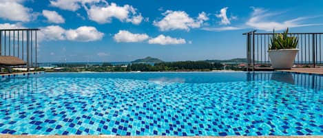 Piscina all'aperto