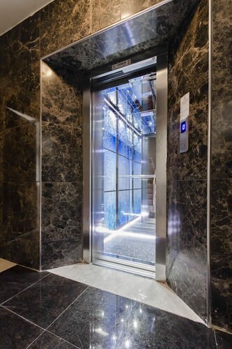 Fi Homes - Adults Only