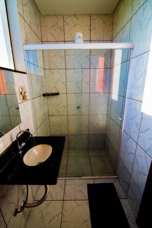 Shower, towels