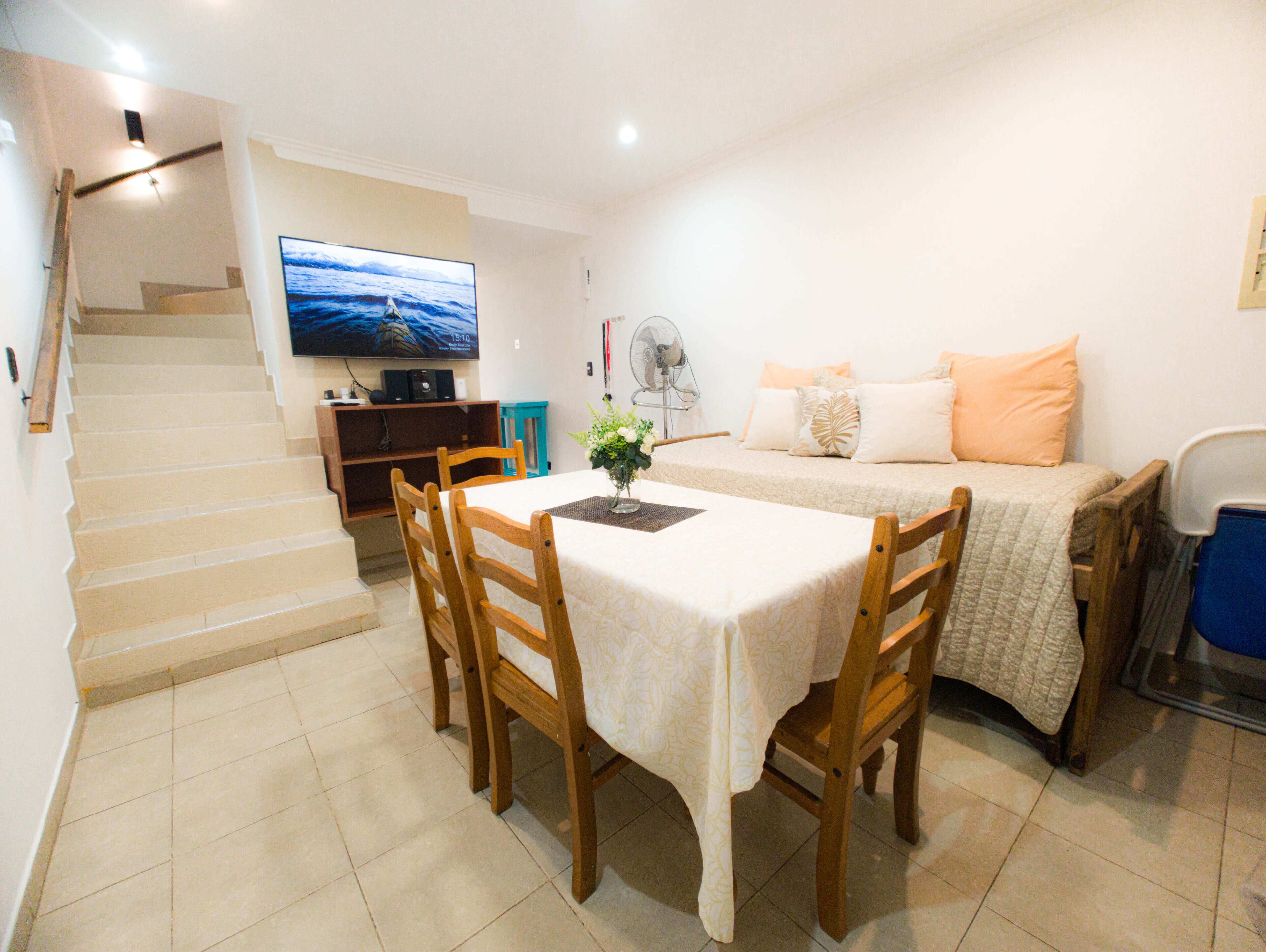 2 chambres, couette en duvet d'oie, surmatelas, bureau