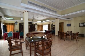 Interior - RedDoorz Plus @ Laweyan (Surakarta)