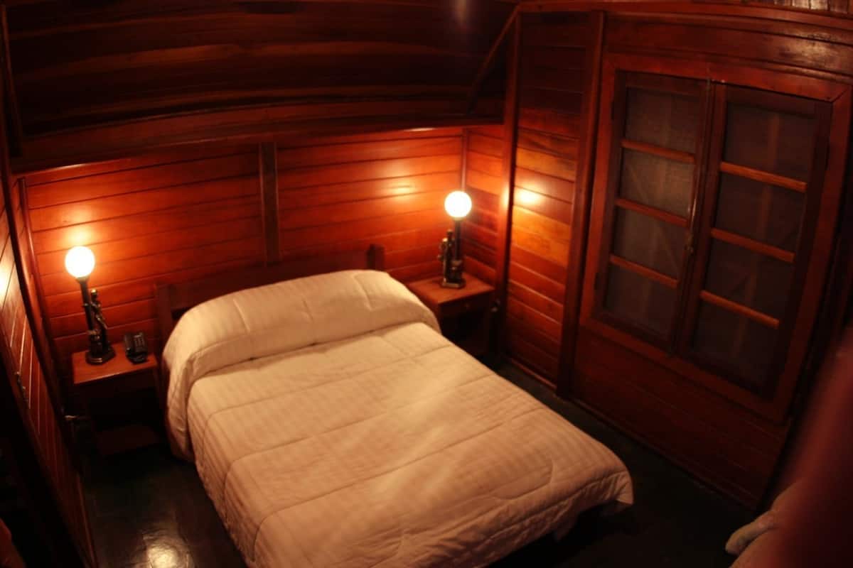 Chalet supĂ©rieur, Plusieurs lits | Minibar, bureau, rideaux dâobscurcissement, fer et planche Ă  repasser