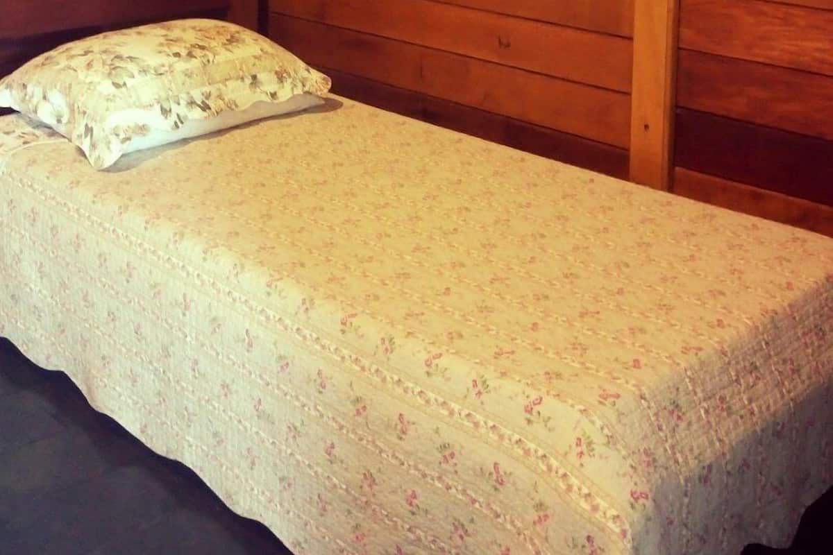 Chalet Standard, Plusieurs lits | Minibar, bureau, rideaux dâobscurcissement, fer et planche Ă  repasser