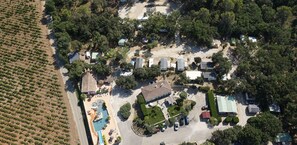 Aerial view - Camping La Montagne (Sorgues)