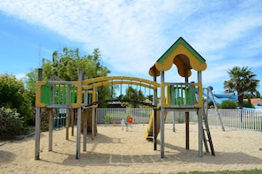 Children's play area - outdoor