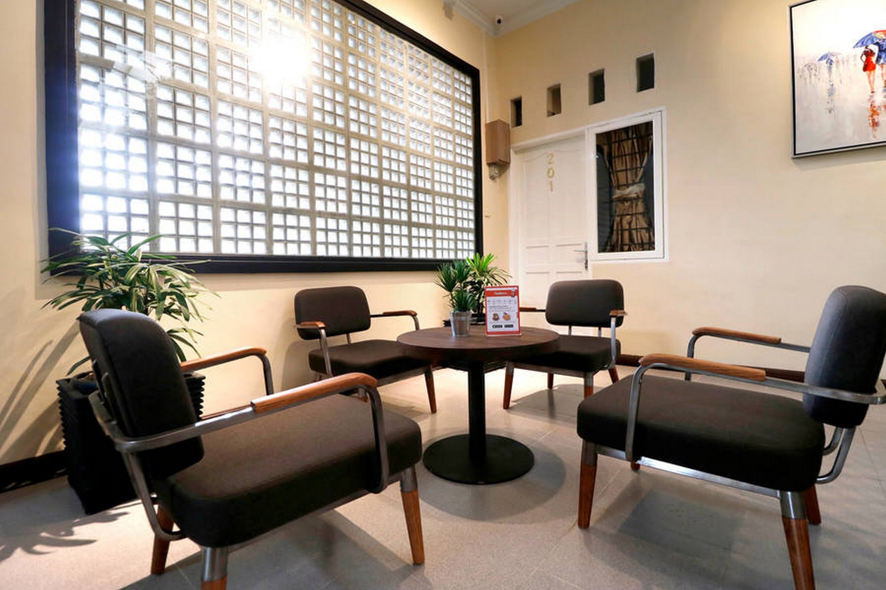 Foto - RedDoorz Plus near Universitas Sumatera Utara