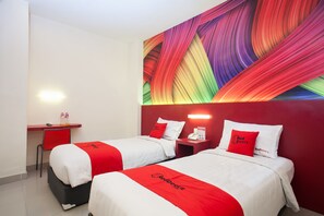 Habitación doble | Escritorio, wifi gratis y ropa de cama