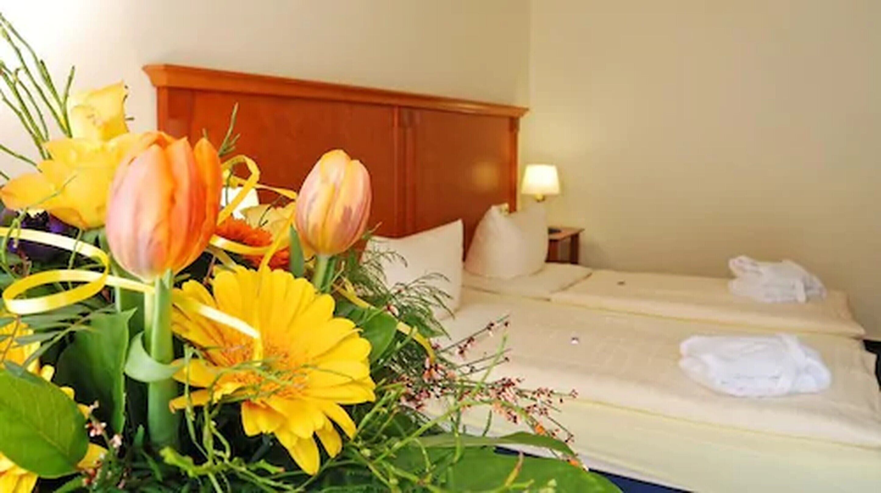 junior double room | in-room safe, desk, laptop workspace, blackout curtains