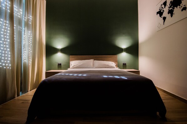1 bedroom, premium bedding, desk, iron/ironing board