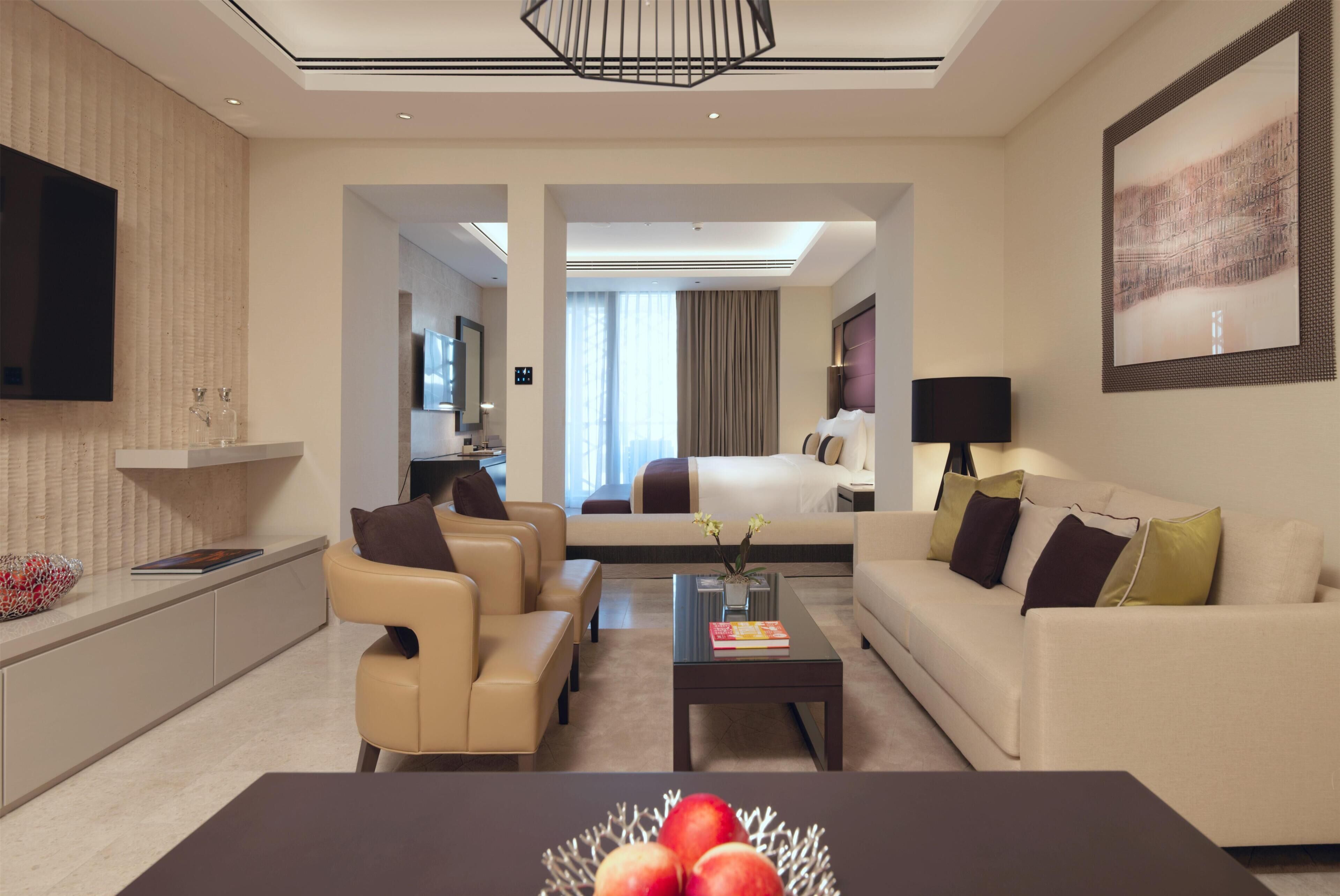 Junior Suite, 1 Bedroom, Balcony (Junior Suite) | 1 bedroom, premium bedding, minibar, in-room safe