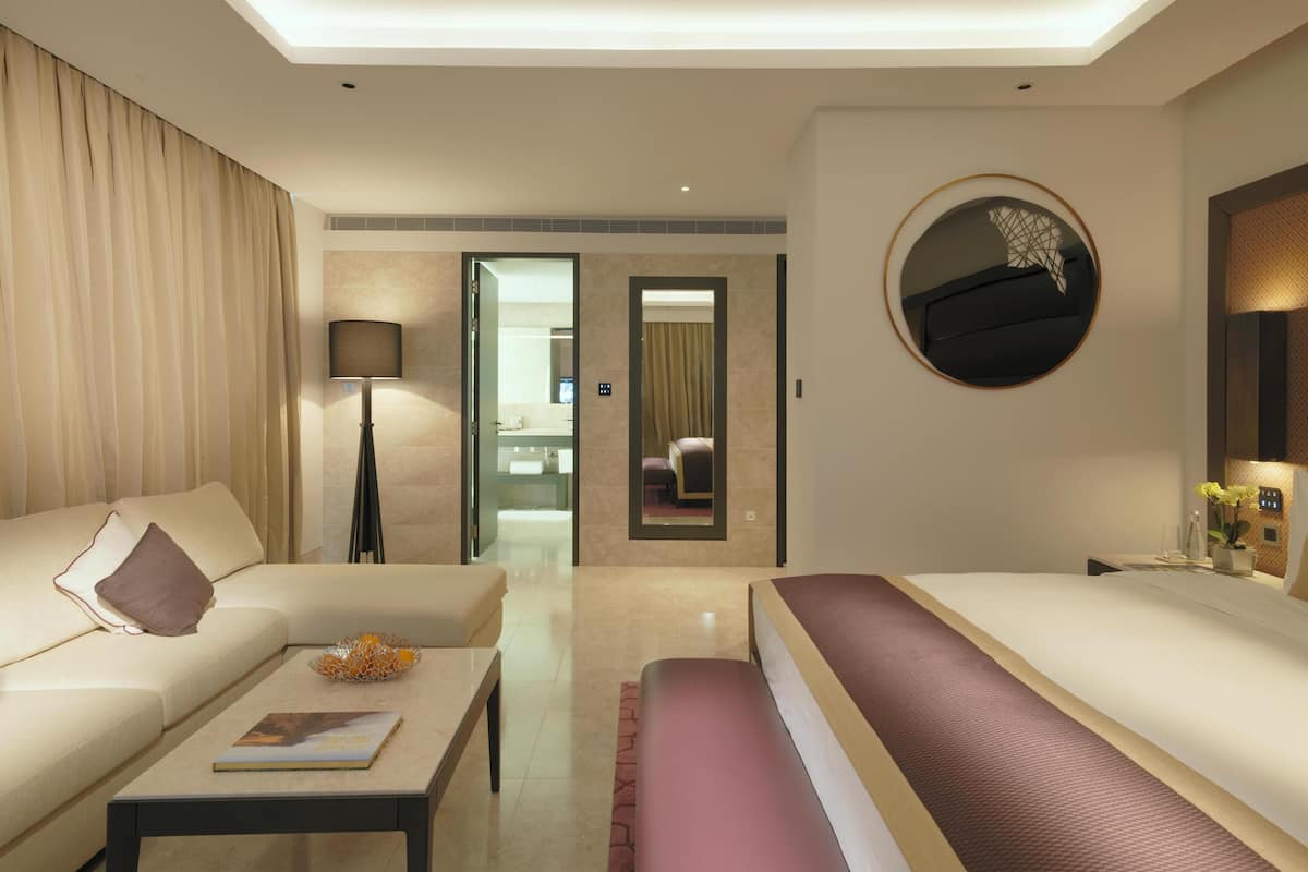 Grand Room, 1 Bedroom, Balcony, Resort View (Grand Deluxe Resort View) | 1 bedroom, premium bedding, minibar, in-room safe