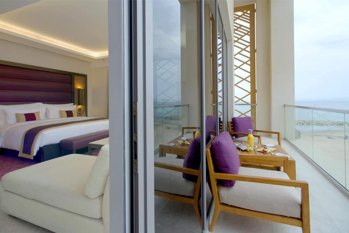 grand room, 1 bedroom, balcony, sea view (grand deluxe sea view) | 1 bedroom, premium bedding, minibar, in-room safe
