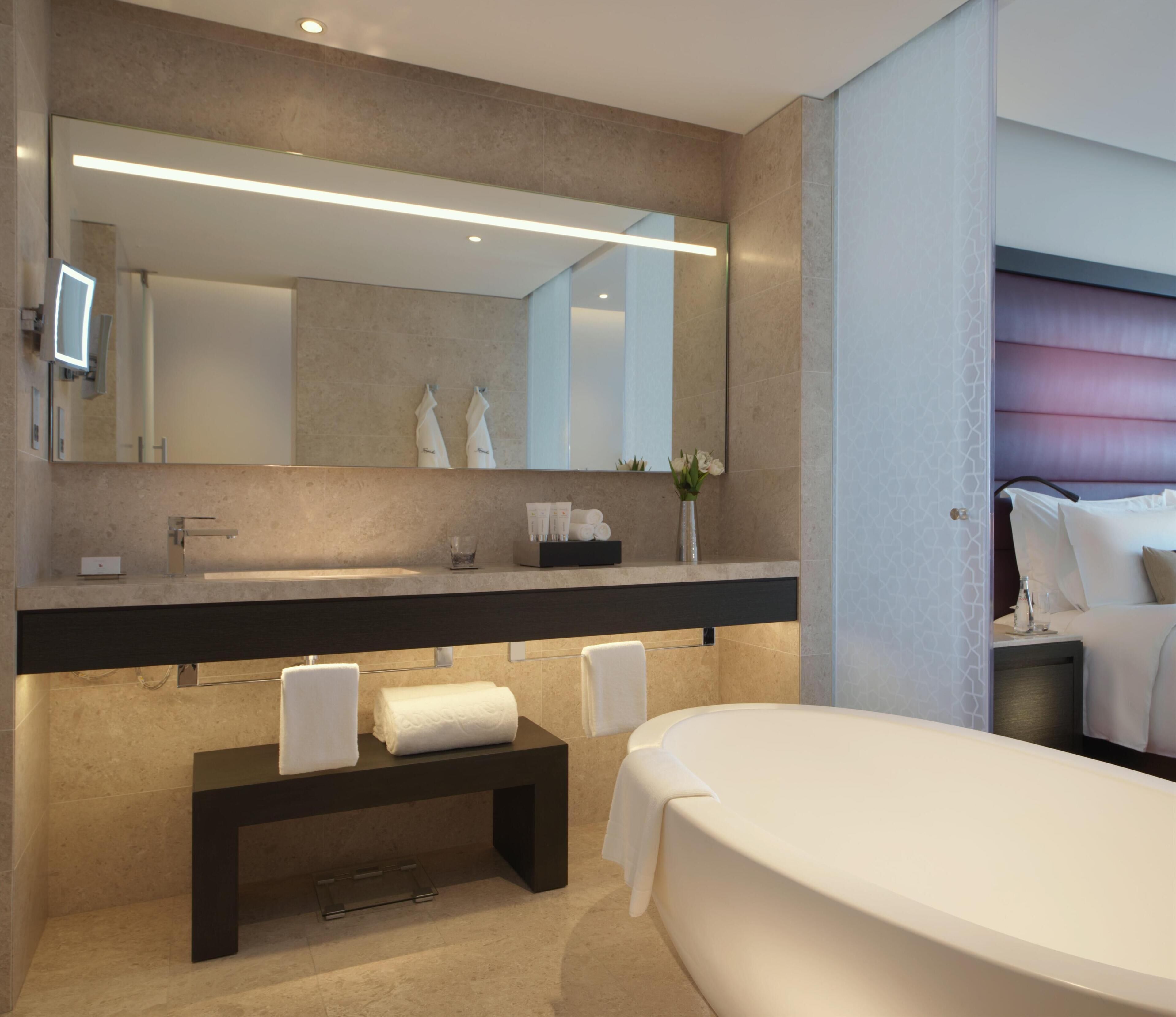 Superior Room, 1 Bedroom (Superior Room Twin) | 1 bedroom, premium bedding, minibar, in-room safe