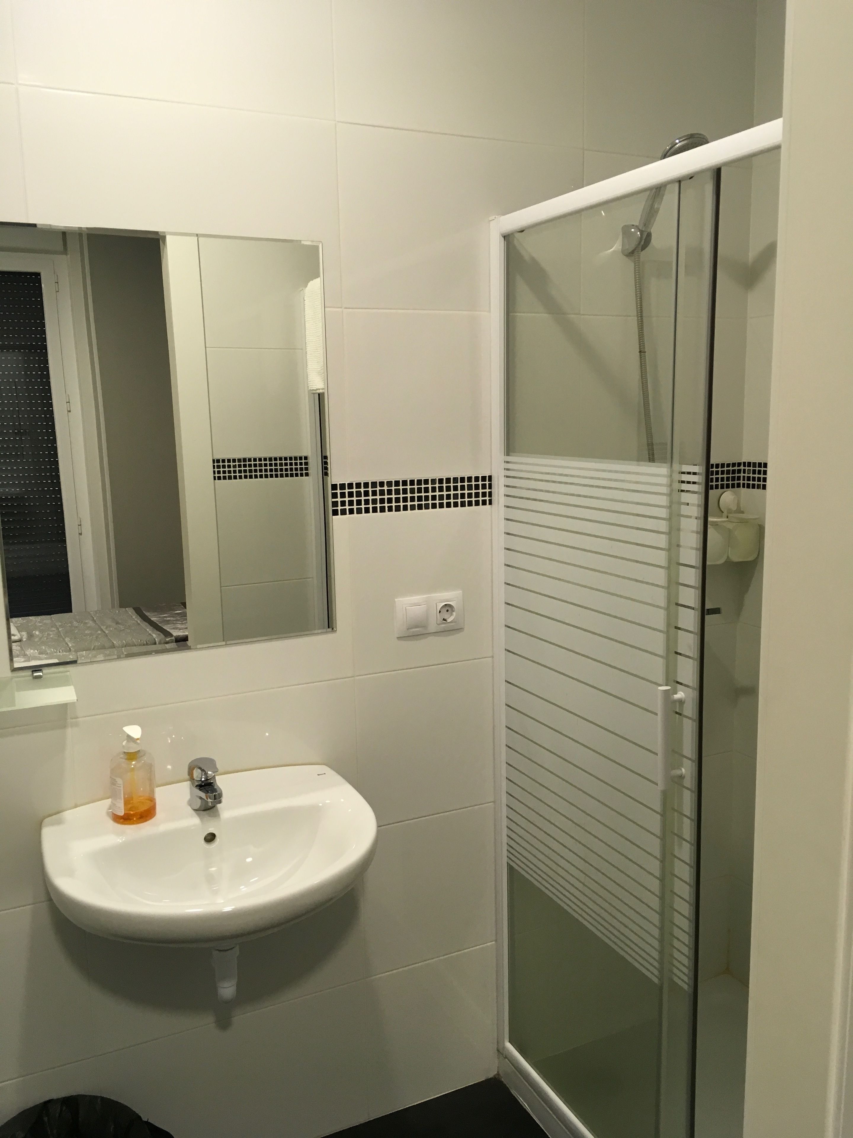 Photo - Pensión La Bilbaina - Albergue Logroño