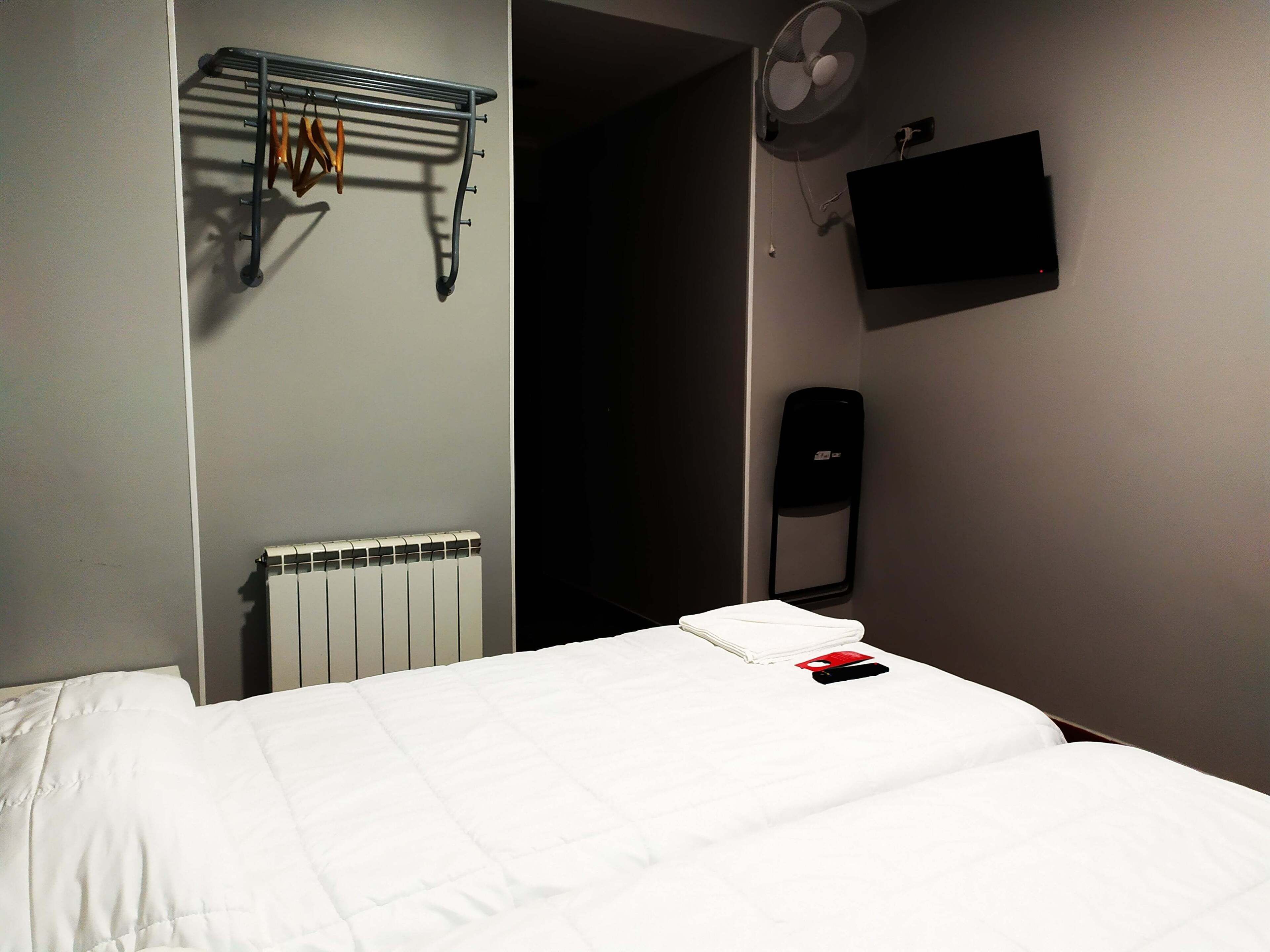 免费 WiFi、床单