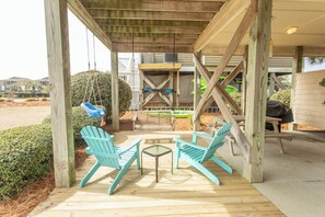 Terrace/patio - 5 BDRM Beach House - All You Need, Min.1 wk, Sun to Sun during summer! EV ready (Ocean Isle Beach)