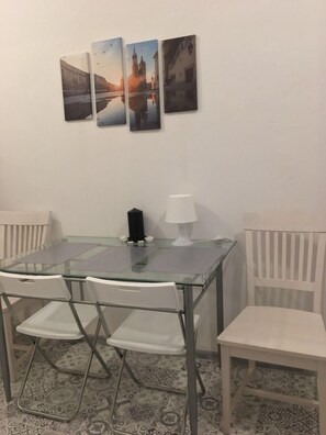 Room amenity - Old Cracow Apartments (Kraków)