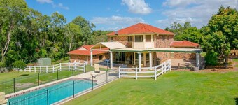 Country Elegance-Brisbane acreage with pool!  30 min Brisbane/Gold Coast