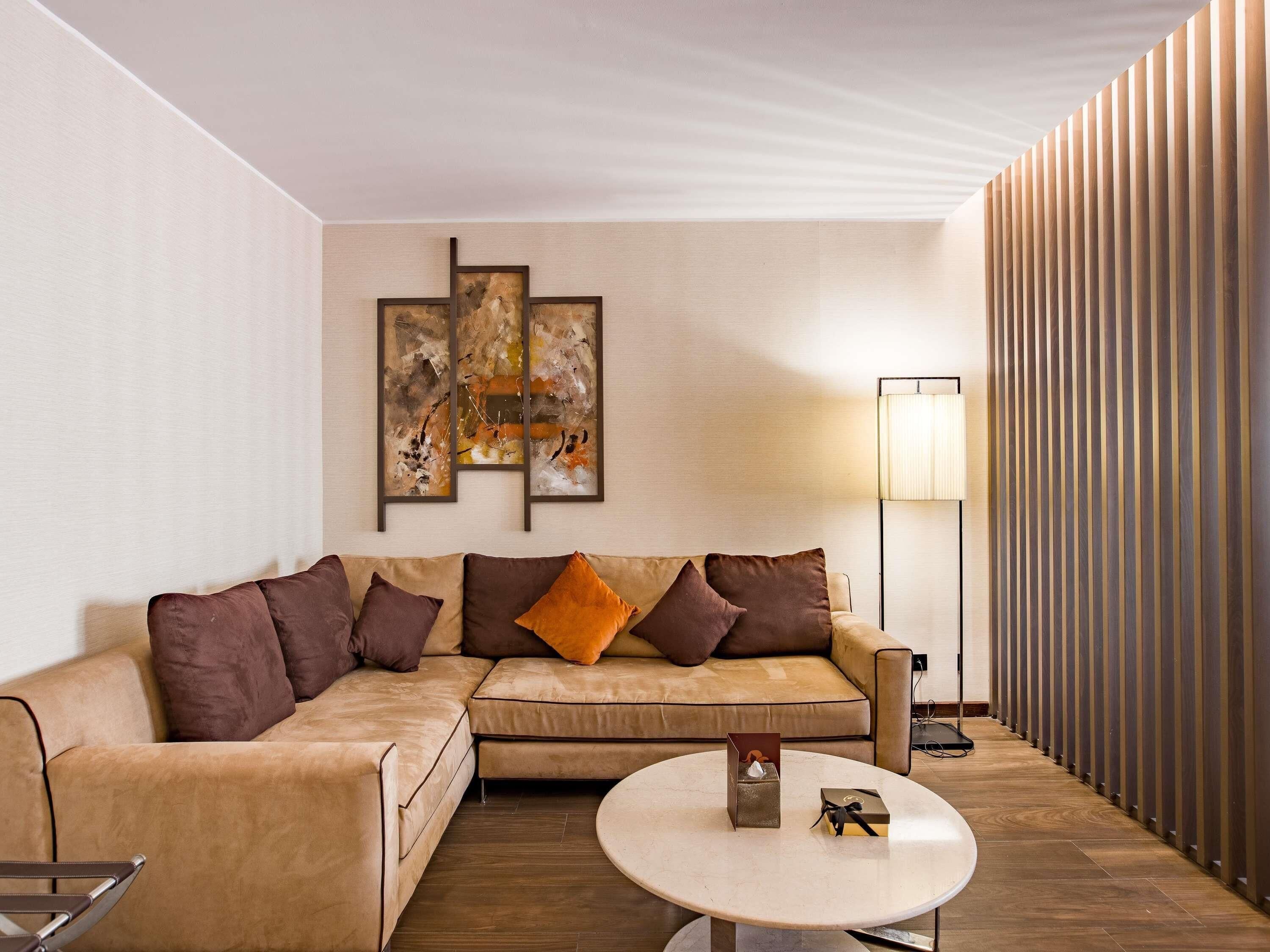 Junior-Suite | Hochwertige Bettwaren, Zimmersafe, individuell dekoriert