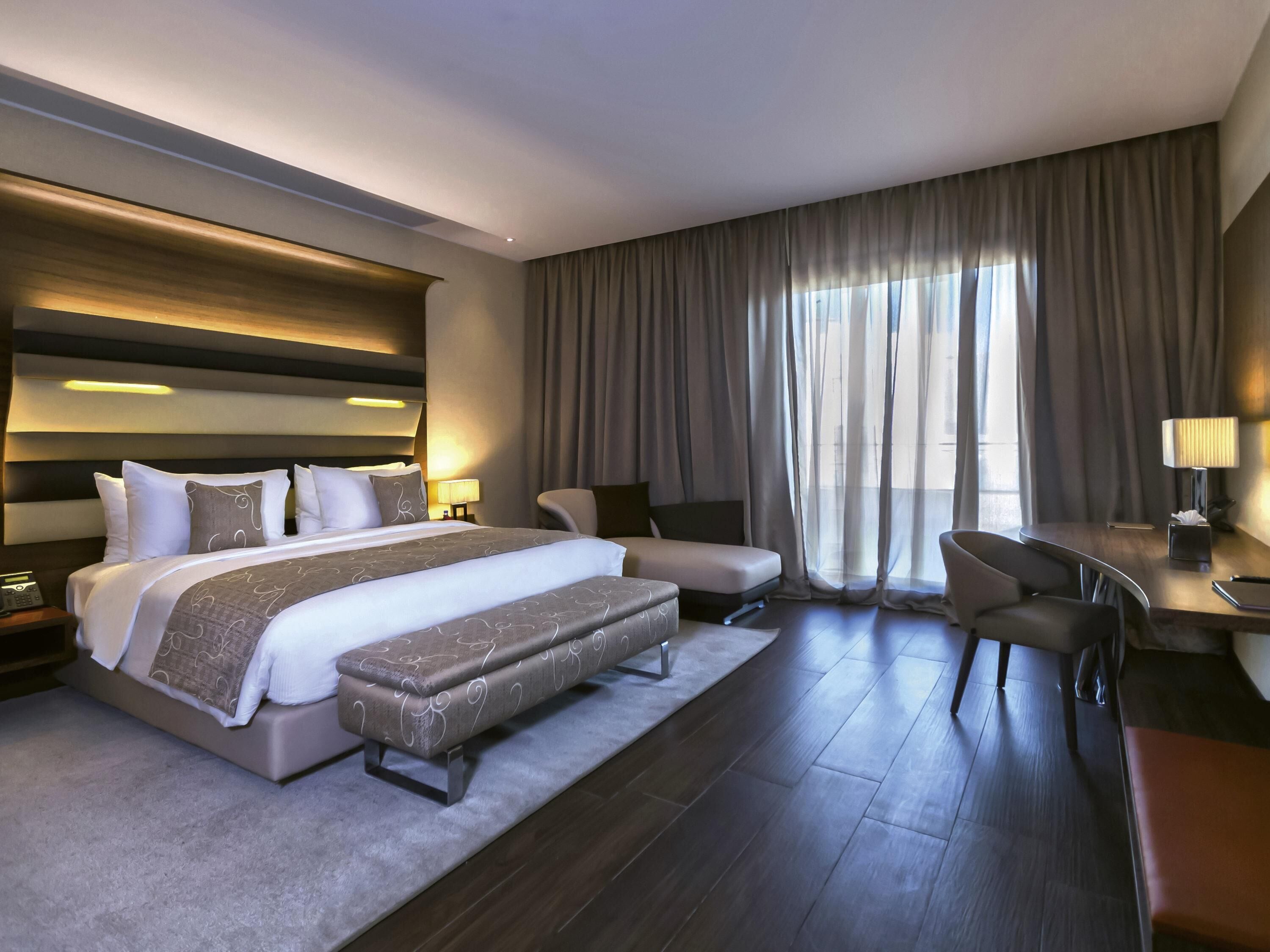 Suite - 1 dobbeltseng - søudsigt (Ambassador) | Premium-sengetøj, pengeskab på værelset, individuelt design