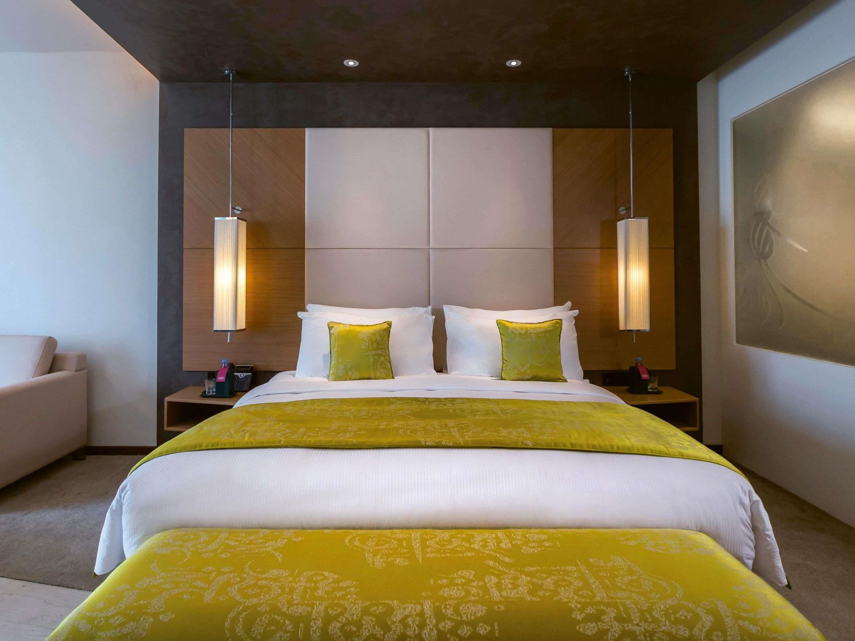 Premium-sengetøj, pengeskab på værelset, individuelt design