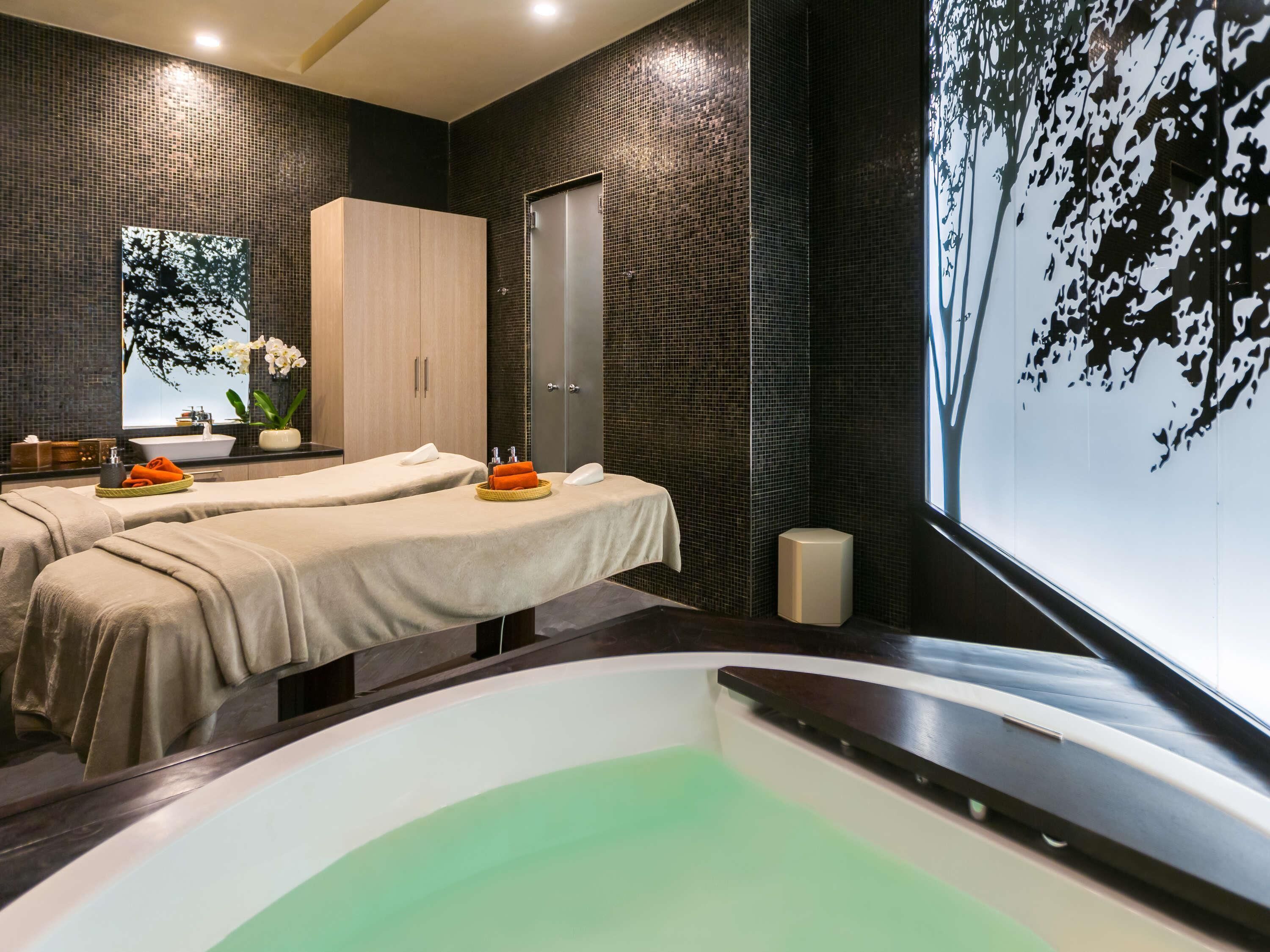 Salas para tratamentos a dois, sauna seca, tratamentos corporais