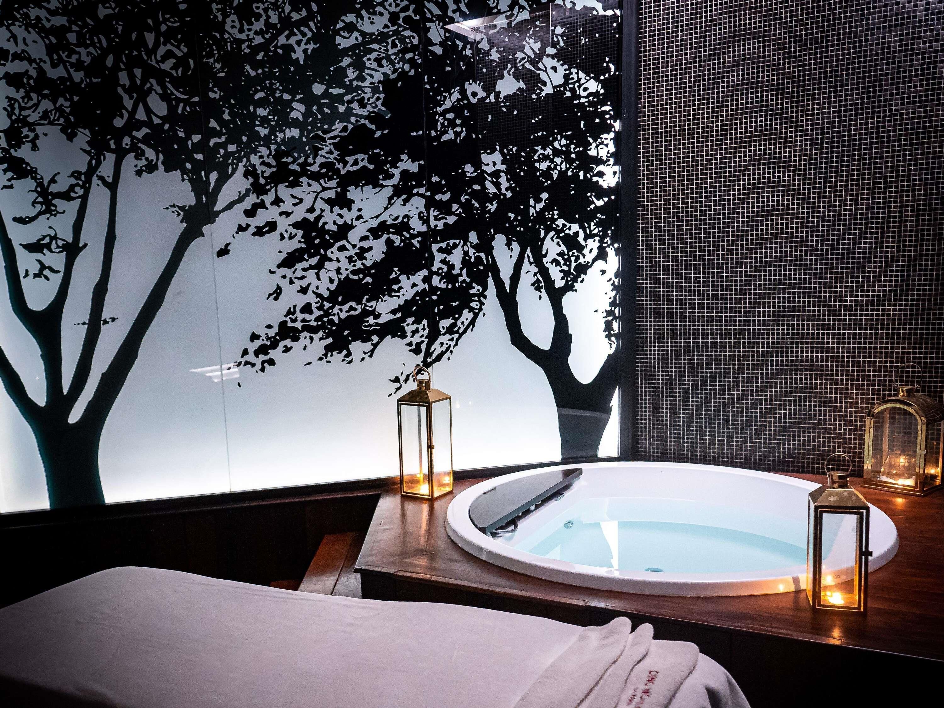 ห้องทรีทเมนท์สำหรับคู่รัก, ซาวน่า, ทรีทเมนท์ดูแลผิว, วารีบำบัด, บอดี้แรป