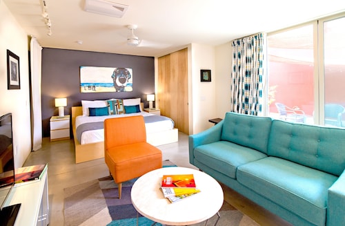 Modernes Casita in historischem im Stadtzentrum gelegenem Albuquerque