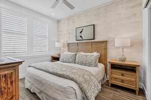 2 bedrooms, iron/ironing board, Internet, bed sheets