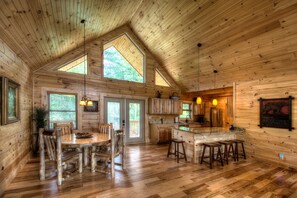 Dining - Sweet T's Cabin Great Smoky Mtns, Hot Tub, Polar Express, King Bed, WiFi (Bryson City)