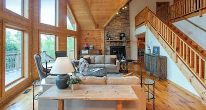 Luxury Log House set on Secluded 18-Acre Site