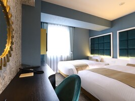 Habitación estándar con 2 camas individuales, 2 habitaciones, no fumadores | Ropa de cama de alta calidad, decoración individual, escritorio