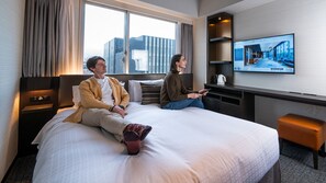 Moderate Double Room, Non Smoking  [Washer and Dryer Furnished] | In-room safe, desk, blackout drapes, iron/ironing board