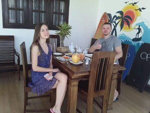 Terrace/patio - Ashen's Beach House (Boossa)