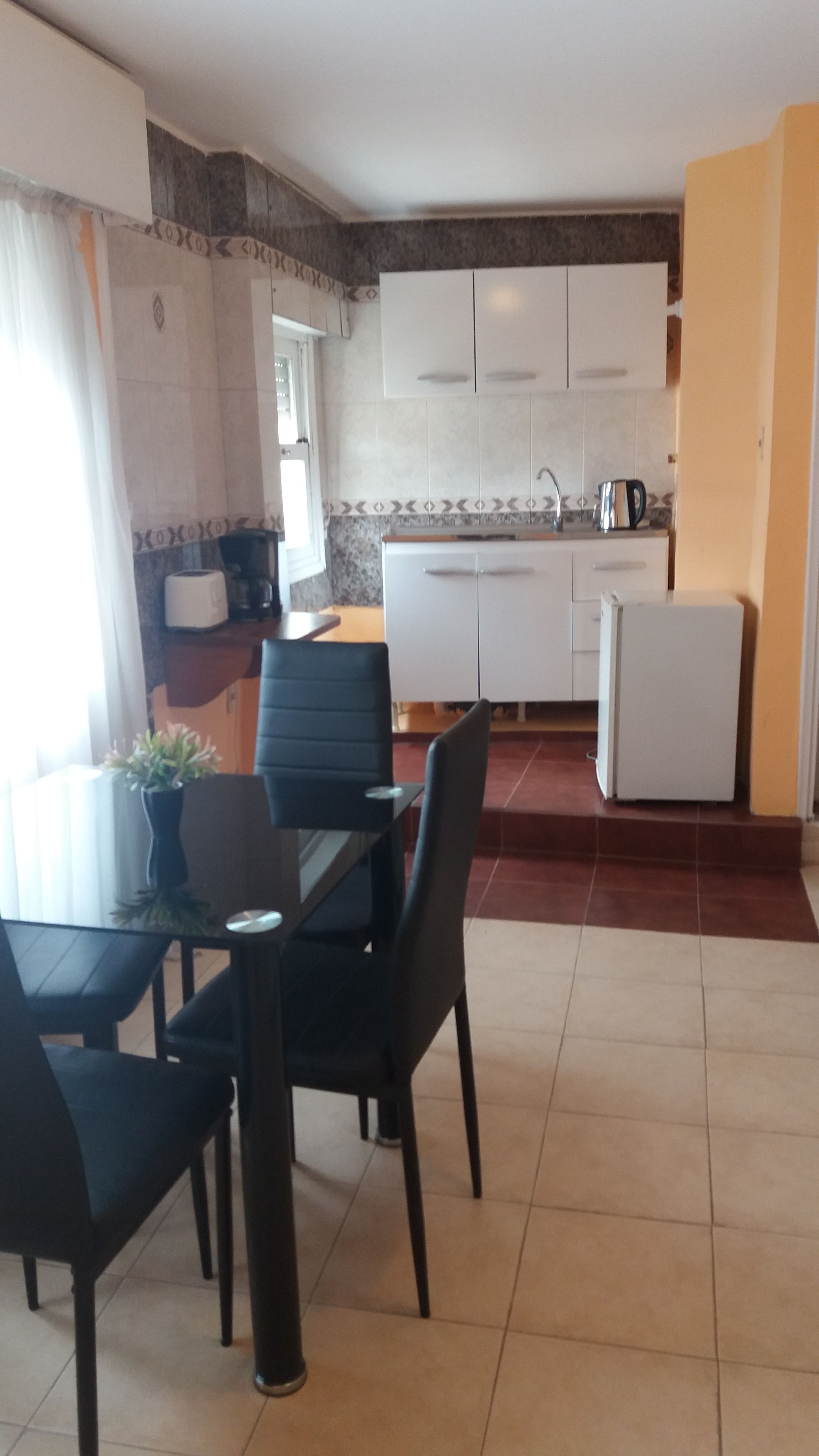 Apartamento estándar, varias camas | Wifi gratis y ropa de cama