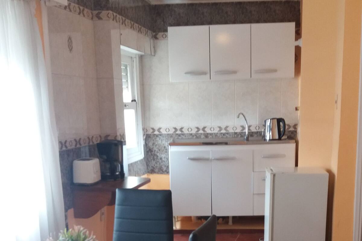Apartamento estándar, varias camas | Wifi gratis y ropa de cama