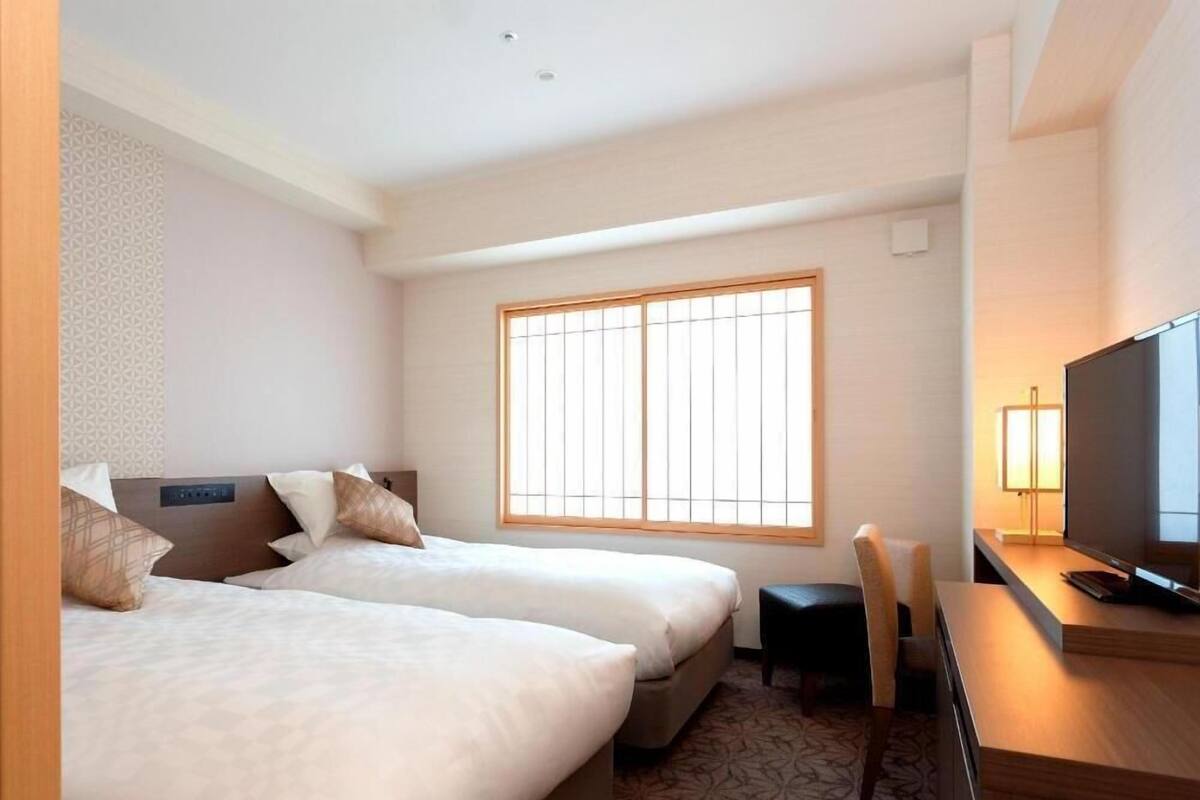 In-room safe, desk, blackout curtains, soundproofing