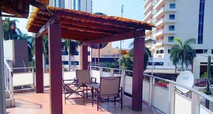 Condo Navarro