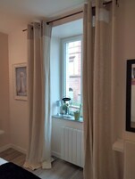 Classic Apartment, 1 Queen Bed, Non Smoking, Private Bathroom | Minibar, individually furnished, desk, iron/ironing board