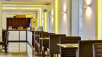 Desayuno buffet incluido todos los días