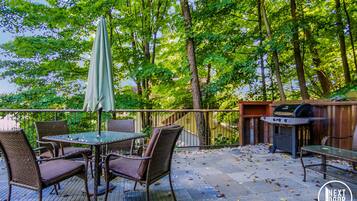Cottage, 2 Bedrooms | Outdoor dining