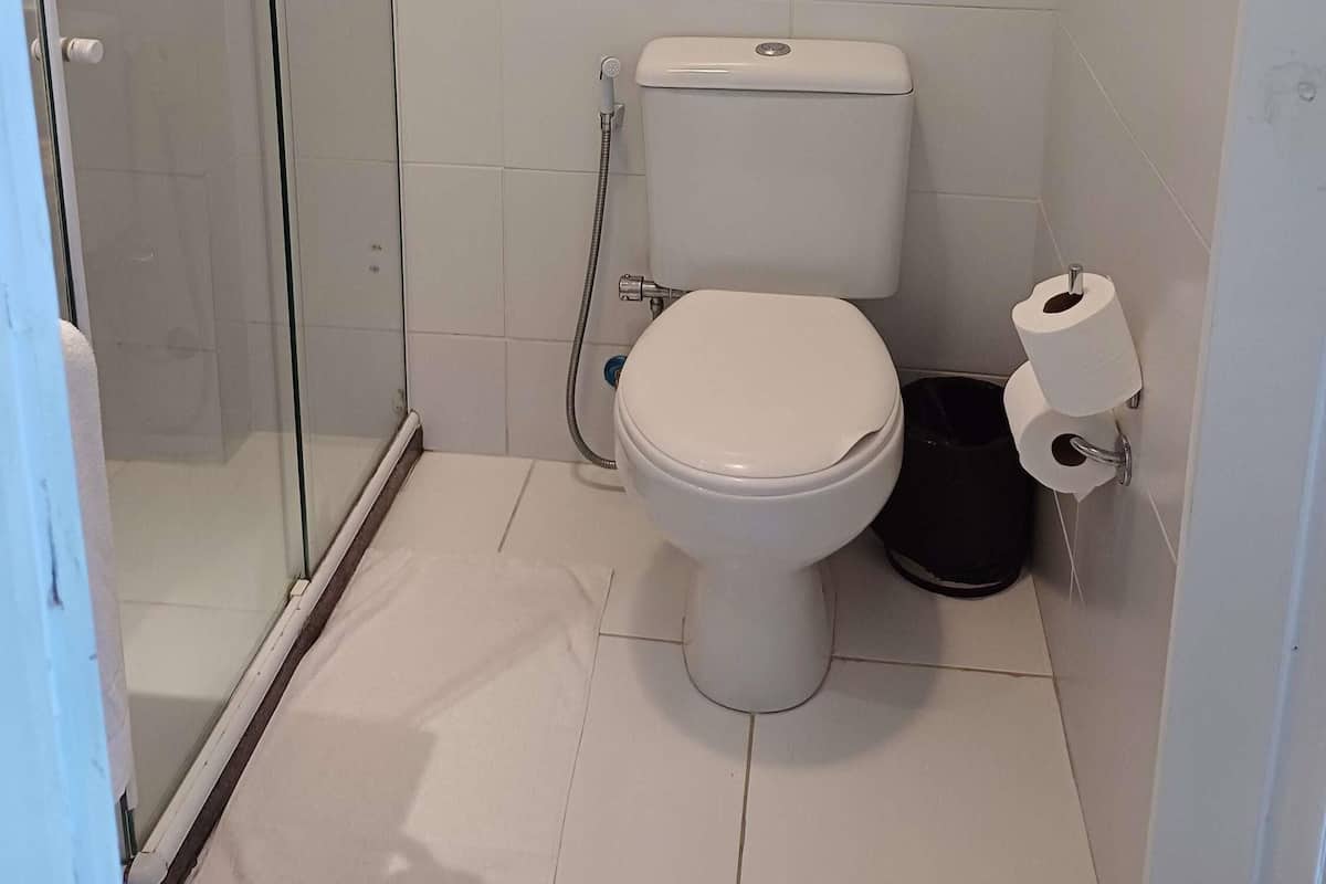 Camera Standard, 1 letto matrimoniale | Minibar, Wi-Fi gratuito, lenzuola
